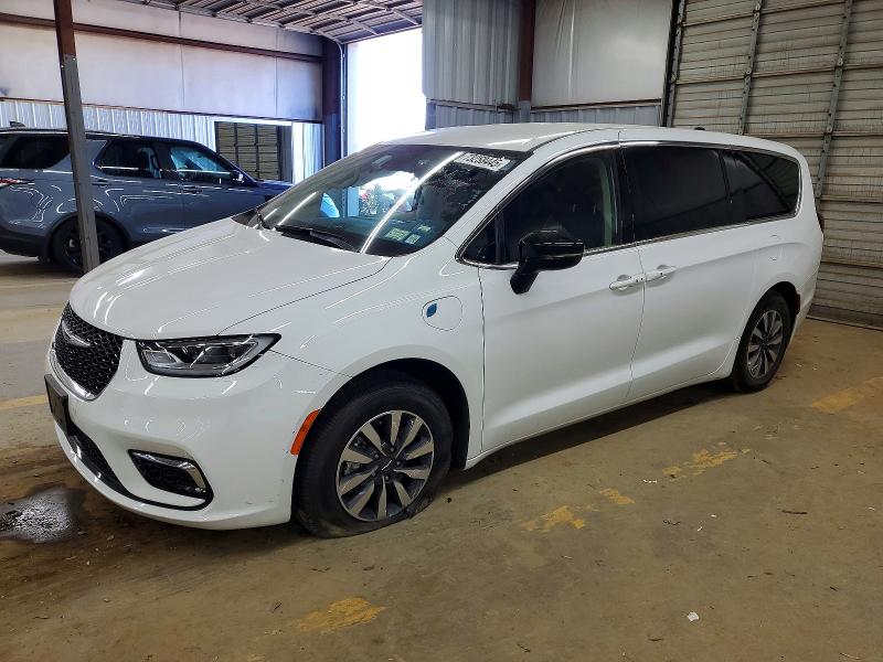 CHRYSLER PACIFICA H 2024 with VIN 2C4RC1S77RR103854 - Photo from auction