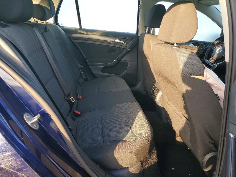 Photo 10 from auction – 2019 VOLKSWAGEN E-GOLF with VIN WVWKR7AU2KW908958