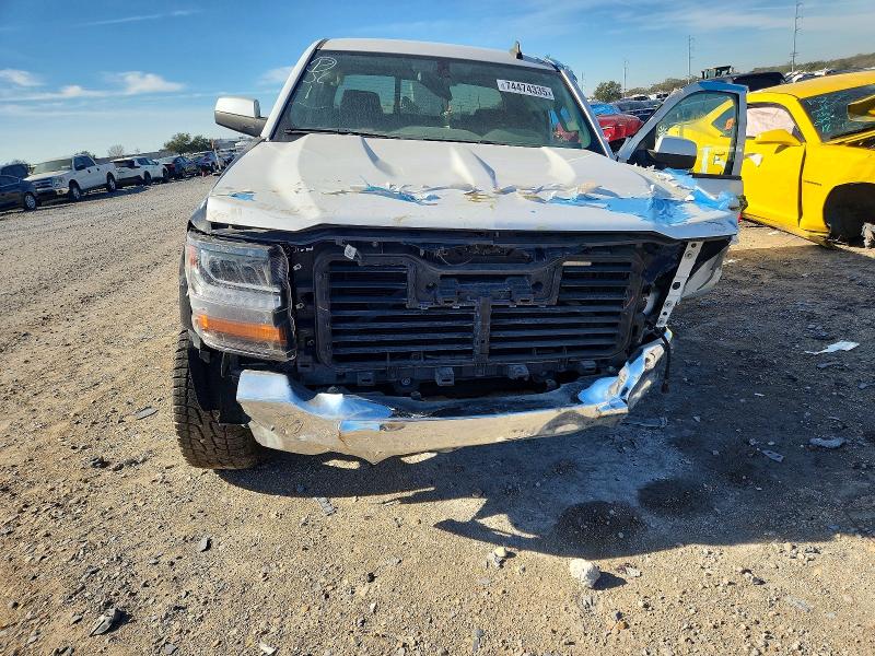 Photo 5 from auction – 2018 CHEVROLET SILVERADO with VIN 3GCPCREC3JG492081