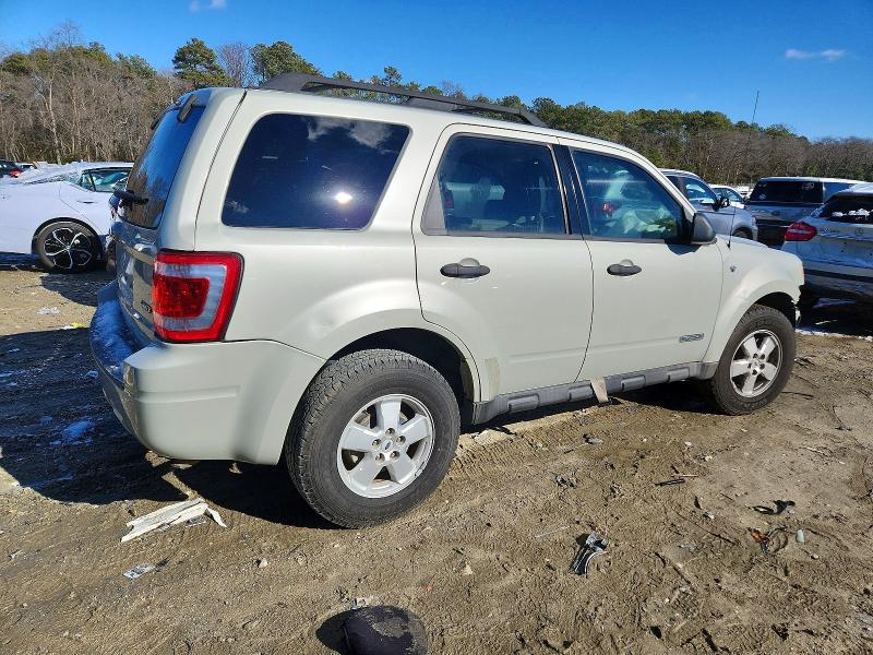 Photo 3 from auction – 2008 FORD ESCAPE XLT with VIN 1FMCU03158KD91647