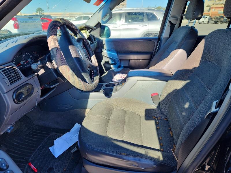 Photo 7 from auction – 2004 FORD EXPLORER X with VIN 1FMZU72K84UB66232