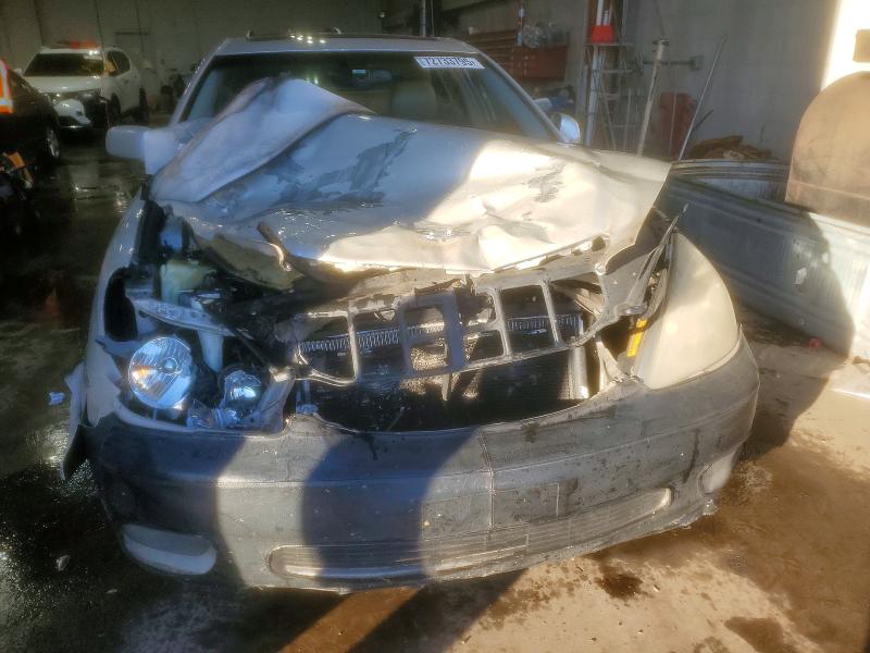 Photo 5 from auction – 2004 LEXUS ES 330 with VIN JTHBA30G845004650