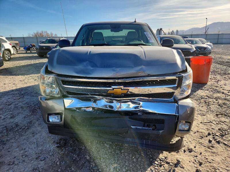 Photo 5 from auction – 2008 CHEVROLET SILVERADO with VIN 1GCEK19J78Z208675