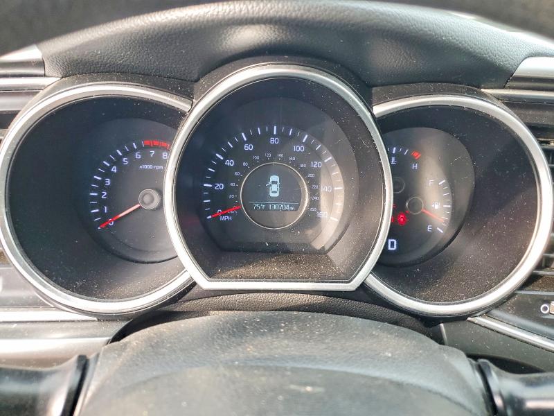 Фото 9 с аукциона – 2014 KIA OPTIMA с VIN 5XXGM4A72EG275896