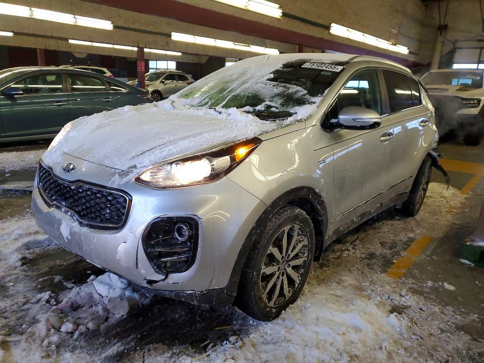 KIA SPORTAGE 2017 with VIN KNDPNCAC8H7204106 - Photo from auction