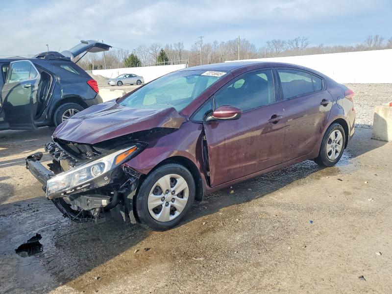 KIA FORTE LX 2017 with VIN 3KPFK4A71HE038685 - Photo from auction