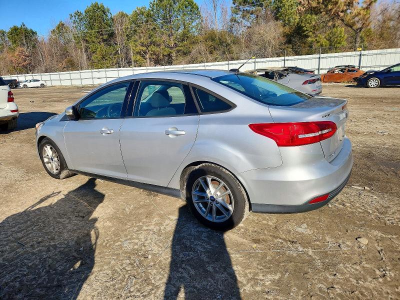 Photo 2 from auction – 2015 FORD FOCUS SE with VIN 1FADP3F24FL226949