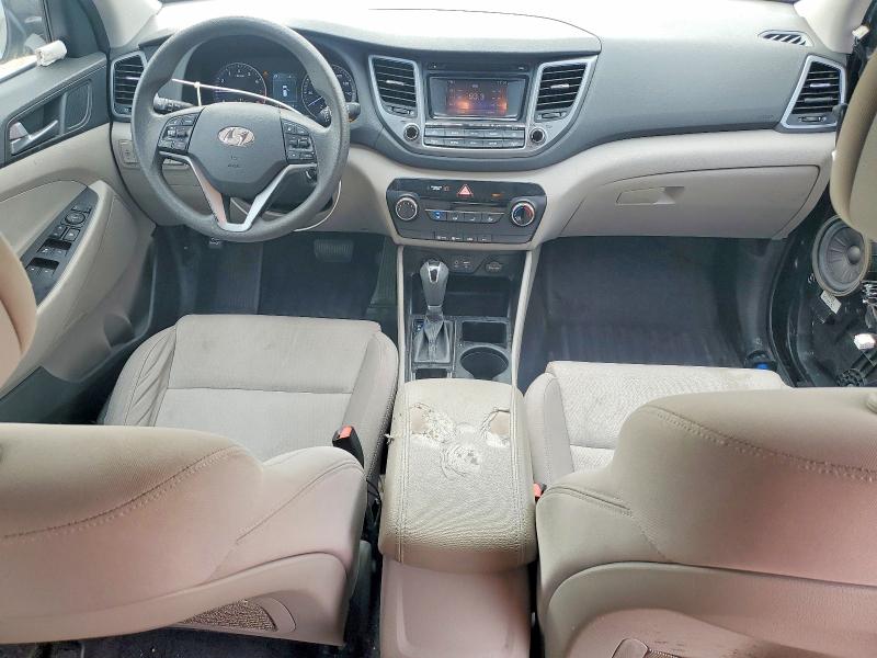 Photo 8 from auction – 2016 HYUNDAI TUCSON SE with VIN KM8J23A45GU226549