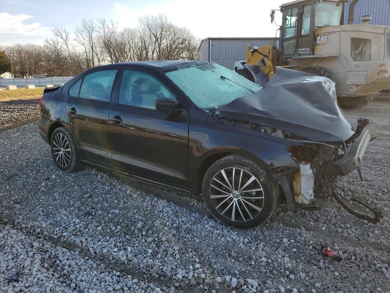 Photo 4 from auction – 2017 VOLKSWAGEN JETTA with VIN 3VWD17AJ2HM307352