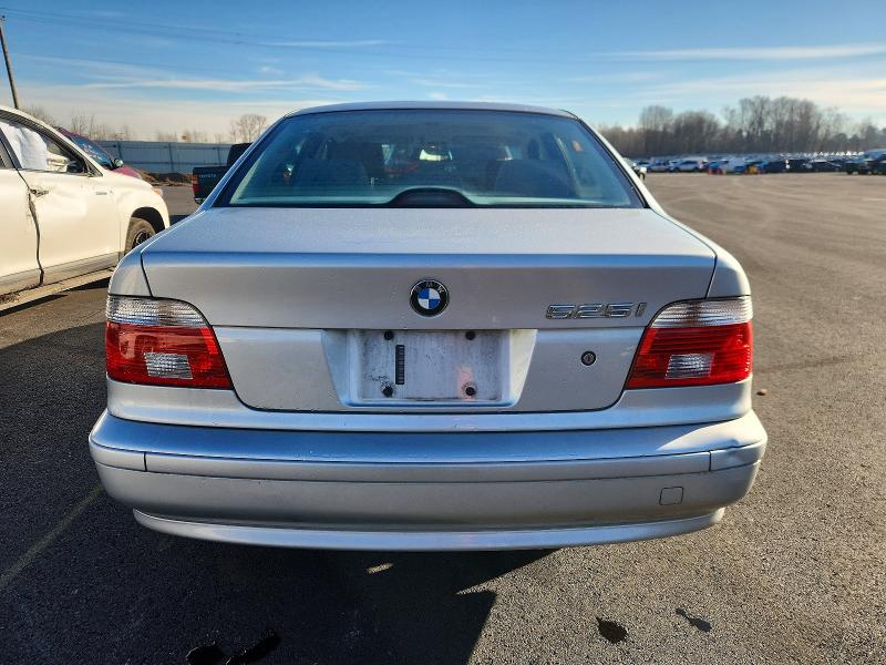 Photo 6 from auction – 2003 BMW 525 with VIN WBADT434X3G032719