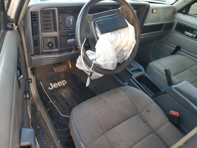 Photo 8 from auction – 1996 JEEP CHEROKEE S with VIN 1J4FJ28S8TL147222
