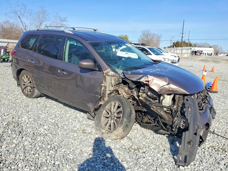 Zdjęcie 4 z aukcji – 2015 NISSAN PATHFINDER z VIN 5N1AR2MM2FC703315