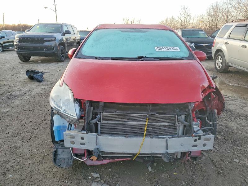 Photo 5 from auction – 2013 TOYOTA PRIUS with VIN JTDKN3DU7D0353737