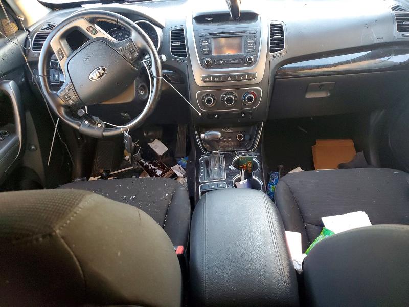 Photo 8 from auction – 2014 KIA SORENTO LX with VIN 5XYKT3A66EG478137