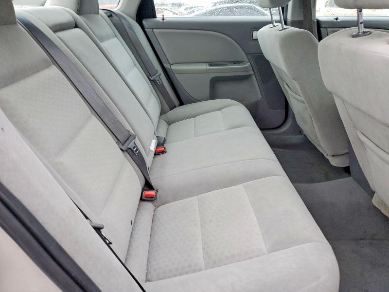 Photo 10 from auction – 2006 FORD FIVE HUNDRED with VIN 1FAFP23106G103480