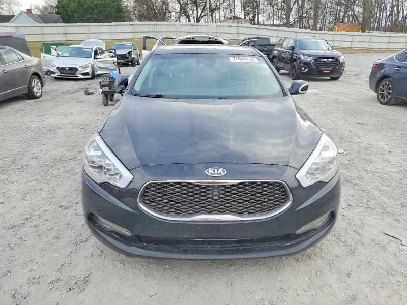 Photo 5 from auction – 2017 KIA K900 with VIN KNALW4D45H6036546
