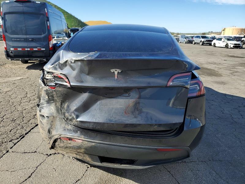 Photo 6 from auction – 2025 TESLA MODEL Y with VIN 7SAYGDED3SF272311