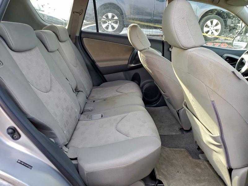 Photo 11 from auction – 2010 TOYOTA RAV4 with VIN JTMBF4DV6AD036550