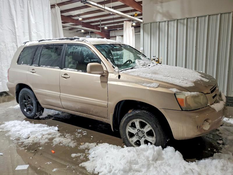 Photo 4 from auction – 2004 TOYOTA HIGHLANDER with VIN JTEEP21A740002253