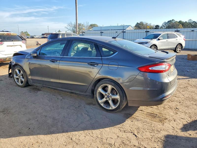 Photo 2 from auction – 2015 FORD FUSION SE with VIN 3FA6P0H70FR231051