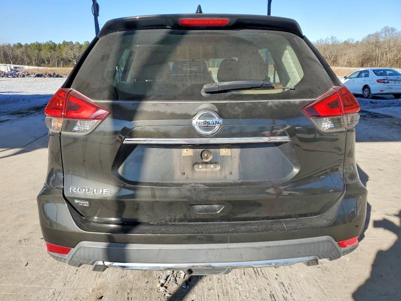 Photo 6 from auction – 2017 NISSAN ROGUE S with VIN KNMAT2MT7HP590163
