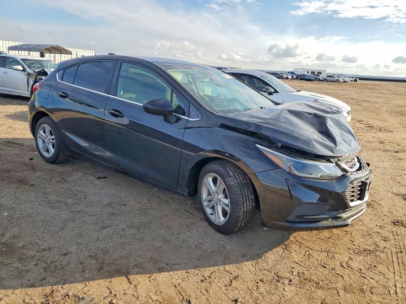 Photo 4 from auction – 2018 CHEVROLET CRUZE LT with VIN 3G1BE6SM3JS607171