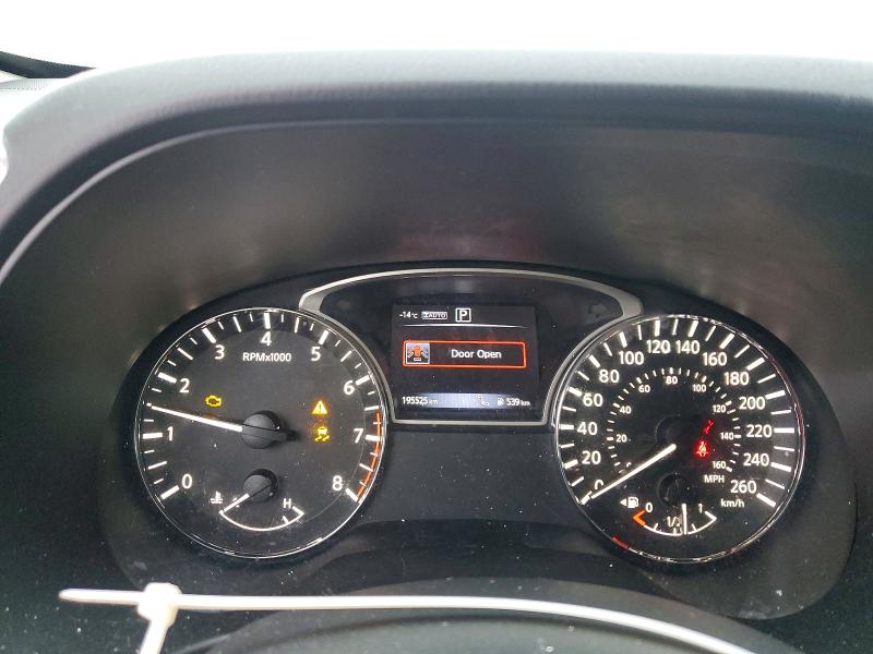 Photo 9 from auction – 2017 NISSAN PATHFINDER with VIN 5N1DR2MM2HC689285