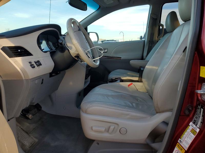 Photo 7 from auction – 2011 TOYOTA SIENNA XLE with VIN 5TDYK3DC0BS135000