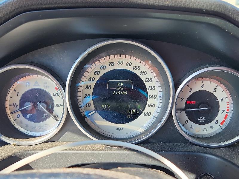 Photo 9 from auction – 2015 MERCEDES-BENZ E with VIN WDDHF5KB7FB129952