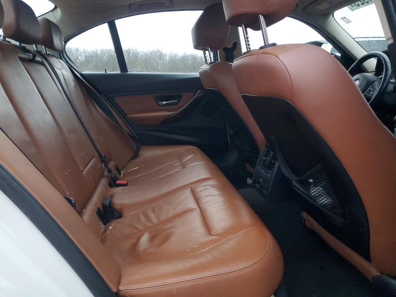 Photo 10 from auction – 2013 BMW 328 with VIN WBA3C1C56DF441908