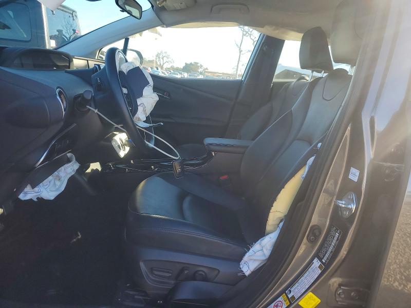 Photo 7 from auction – 2018 TOYOTA PRIUS PRIM with VIN JTDKARFP6J3097946