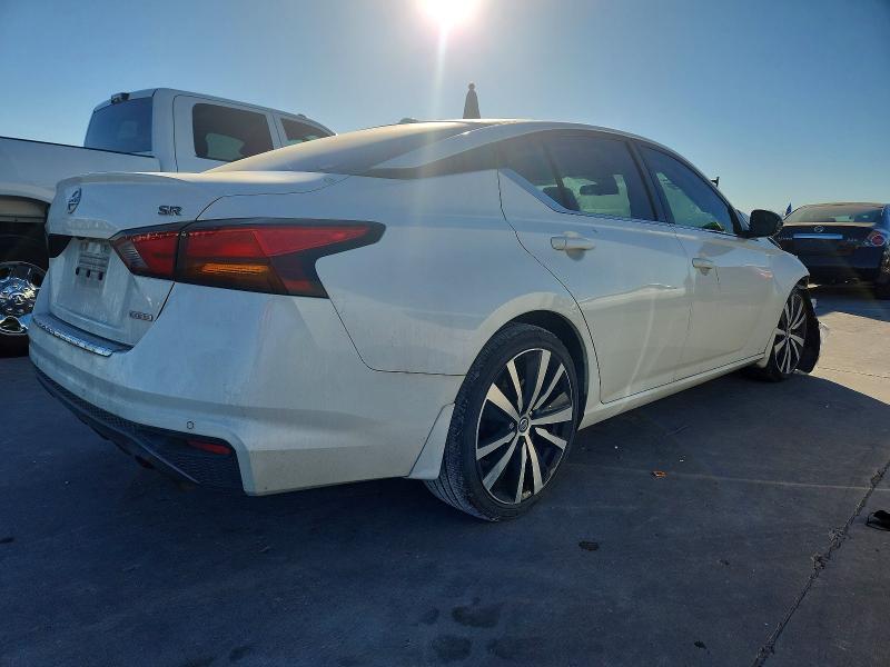 Photo 3 from auction – 2021 NISSAN ALTIMA SR with VIN 1N4AL4CV8MN329151