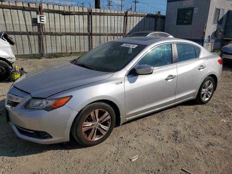 ACURA ILX 2013 with VIN 19VDE3F72DE302324 - Photo from auction