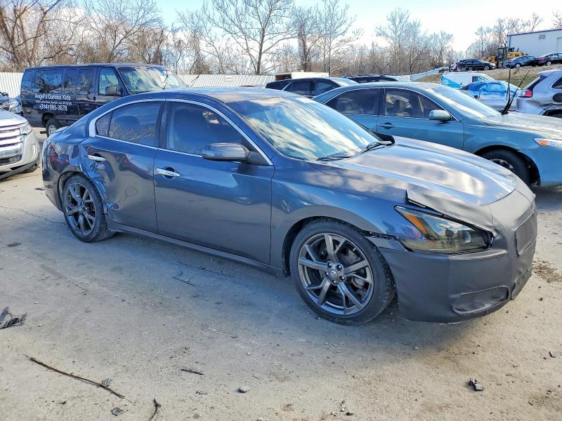 Photo 4 from auction – 2012 NISSAN MAXIMA S with VIN 1N4AA5AP1CC833776