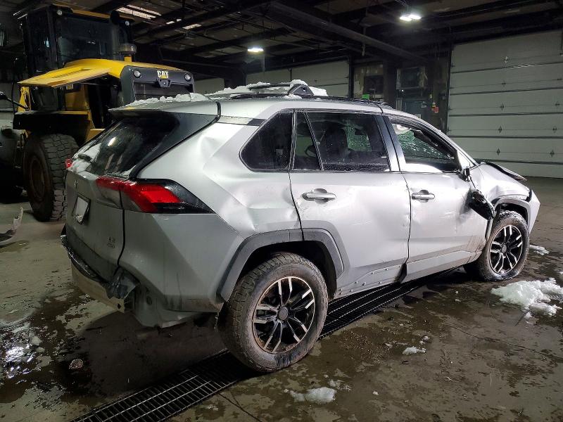 Photo 3 from auction – 2019 TOYOTA RAV4 with VIN 2T3F1RFV0KW057781
