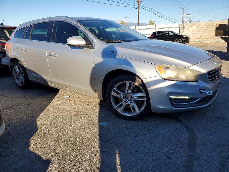 Photo 4 from auction – 2015 VOLVO V60 with VIN YV1612SB8F1201529