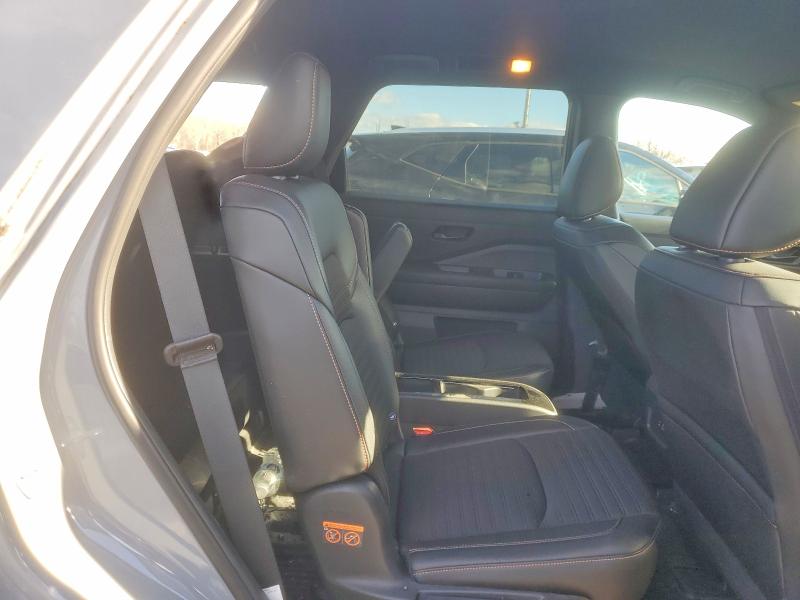 Photo 11 from auction – 2024 NISSAN PATHFINDER with VIN 5N1DR3BD3RC230485