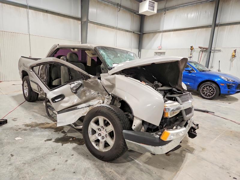 Photo 4 from auction – 2005 CHEVROLET SILVERADO with VIN 1GCEC19X55Z141622