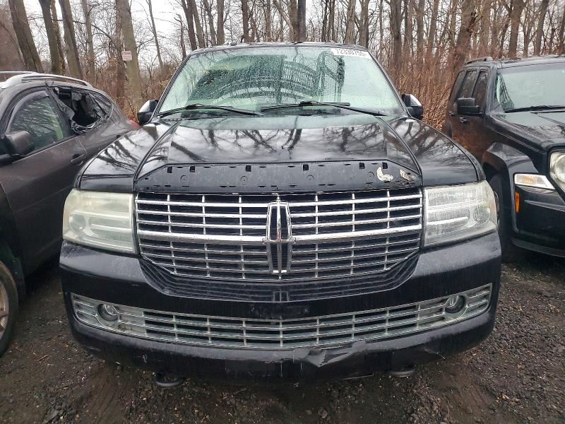 Photo 5 from auction – 2008 LINCOLN NAVIGATOR with VIN 5LMFL28518LJ20275