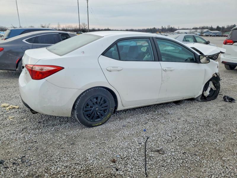 Photo 3 from auction – 2019 TOYOTA COROLLA with VIN 2T1BURHE4KC132513
