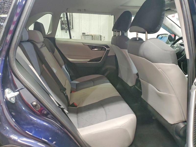 Photo 11 from auction – 2020 TOYOTA RAV4 XLE with VIN 2T3P1RFV8LW095538