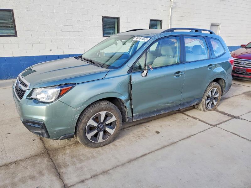 SUBARU FORESTER 2 2017 with VIN JF2SJABC8HH434944 - Photo from auction