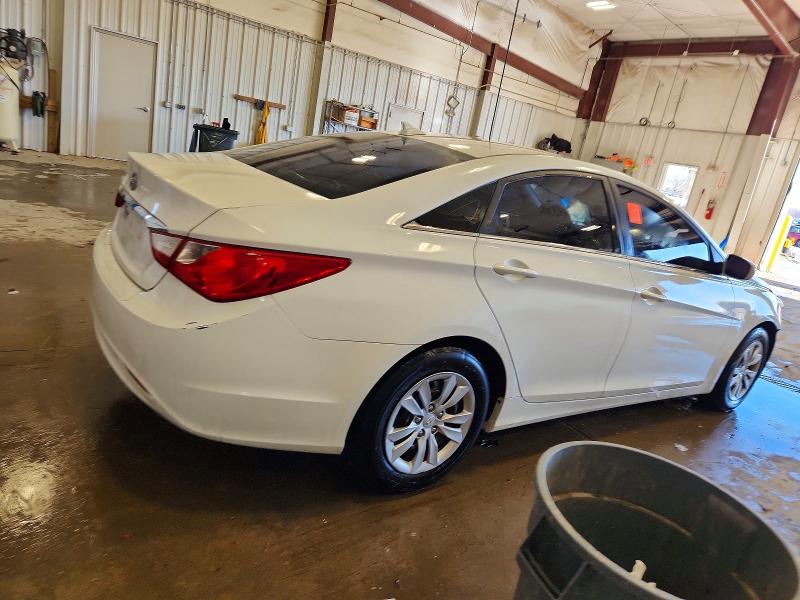 Photo 3 from auction – 2012 HYUNDAI SONATA GLS with VIN 5NPEB4AC8CH502276