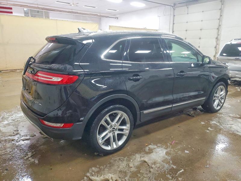 Photo 3 from auction – 2017 LCIN MKC RESERVE AWD with VIN 5LMCJ3D92HUL32023