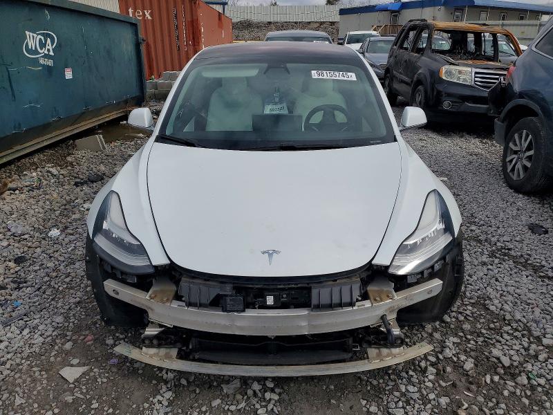 Photo 5 from auction – 2018 TESLA MODEL 3 with VIN 5YJ3E1EB9JF096969