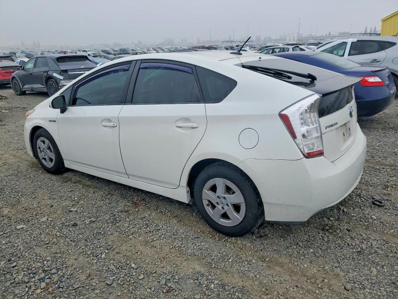 Photo 2 from auction – 2011 TOYOTA PRIUS with VIN JTDKN3DU5B0327490