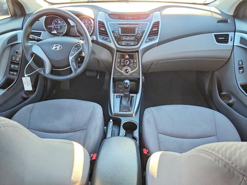 Photo 8 from auction – 2016 HYUNDAI ELANTRA with VIN 5NPDH4AE1GH748281