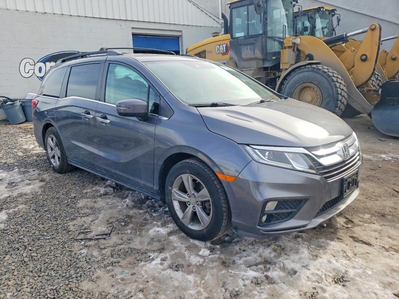 Photo 4 from auction – 2018 HONDA ODYSSEY with VIN 5FNRL6H76JB043313