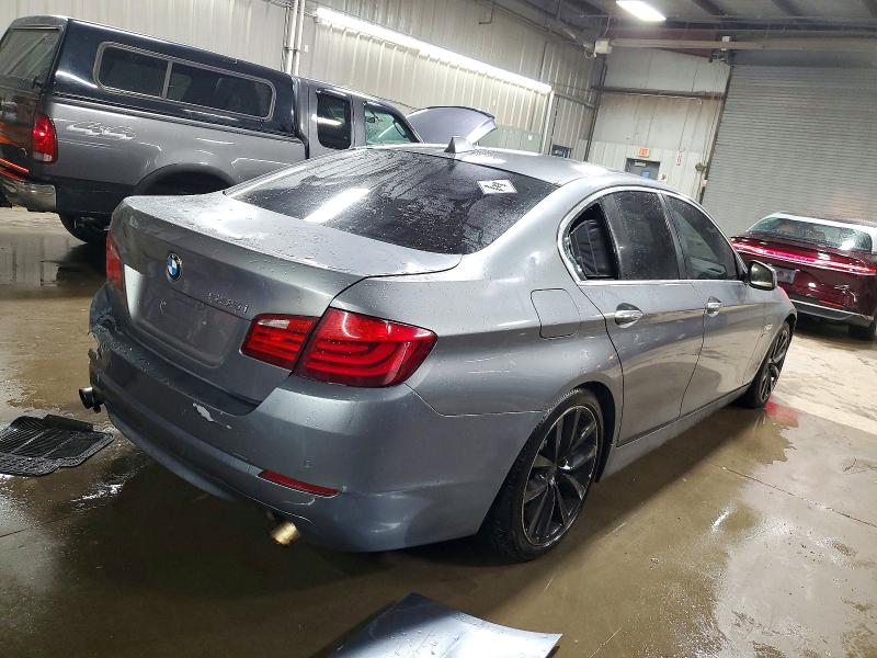Photo 3 from auction – 2011 BMW 535 XI with VIN WBAFU7C50BC777890