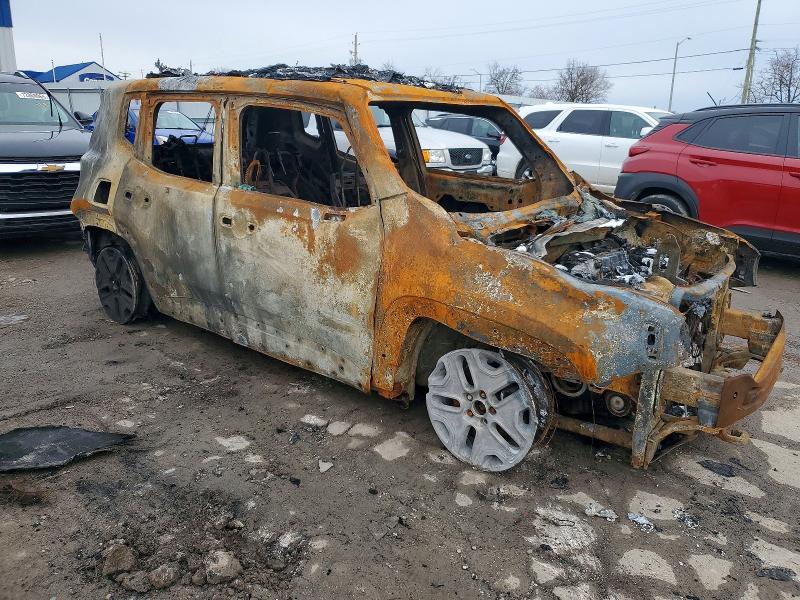Photo 4 from auction – 2017 JEEP RENEGADE with VIN ZACCJBCB8HPG42359